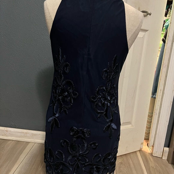 Belle Bartley Mishka tunic. Beautiful embroidered, slits on side. - Picture 4 of 5